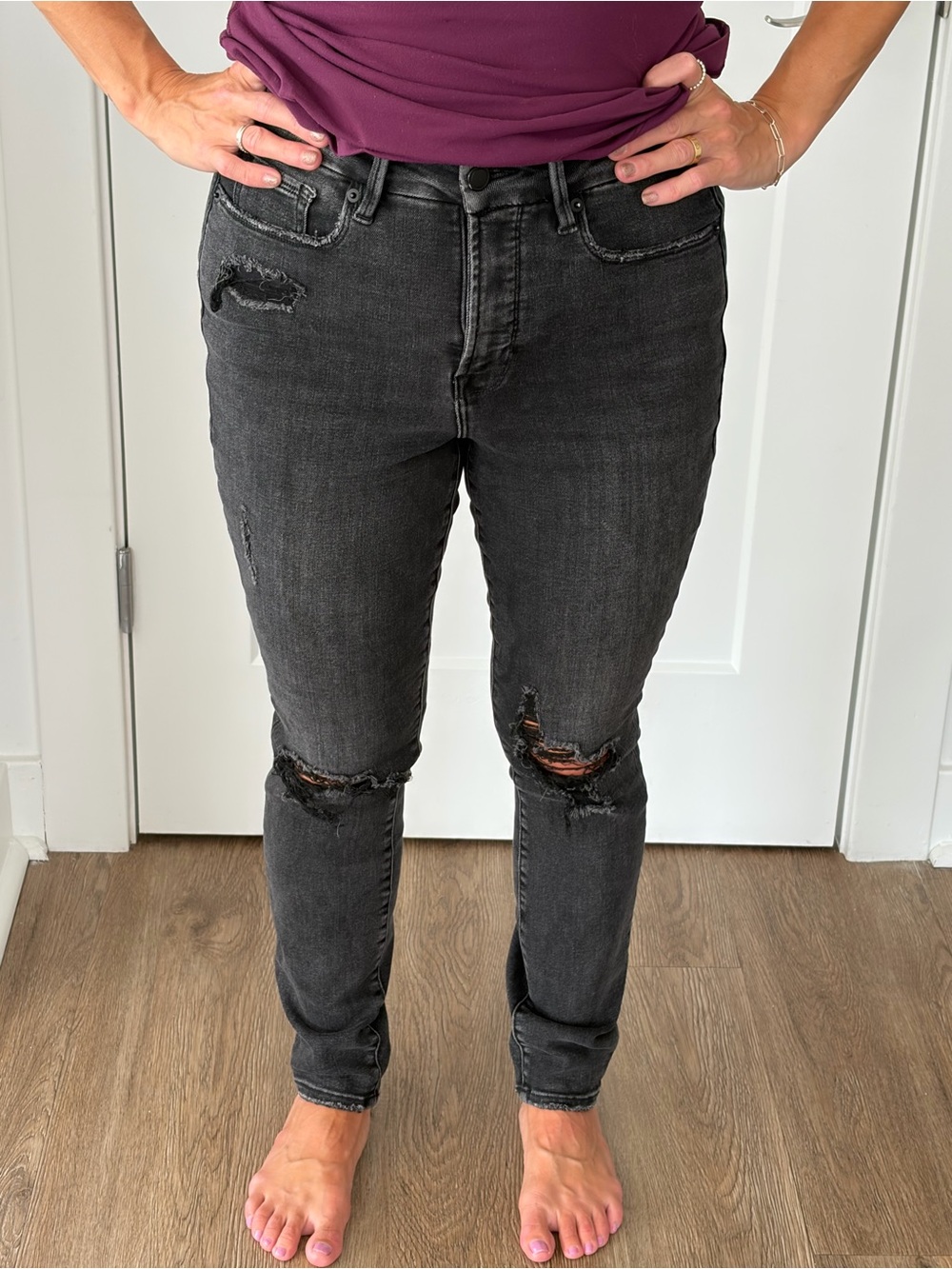 Good American Jeans. Size 29. Distressed High-Rise Black Women's Skinny Jeans